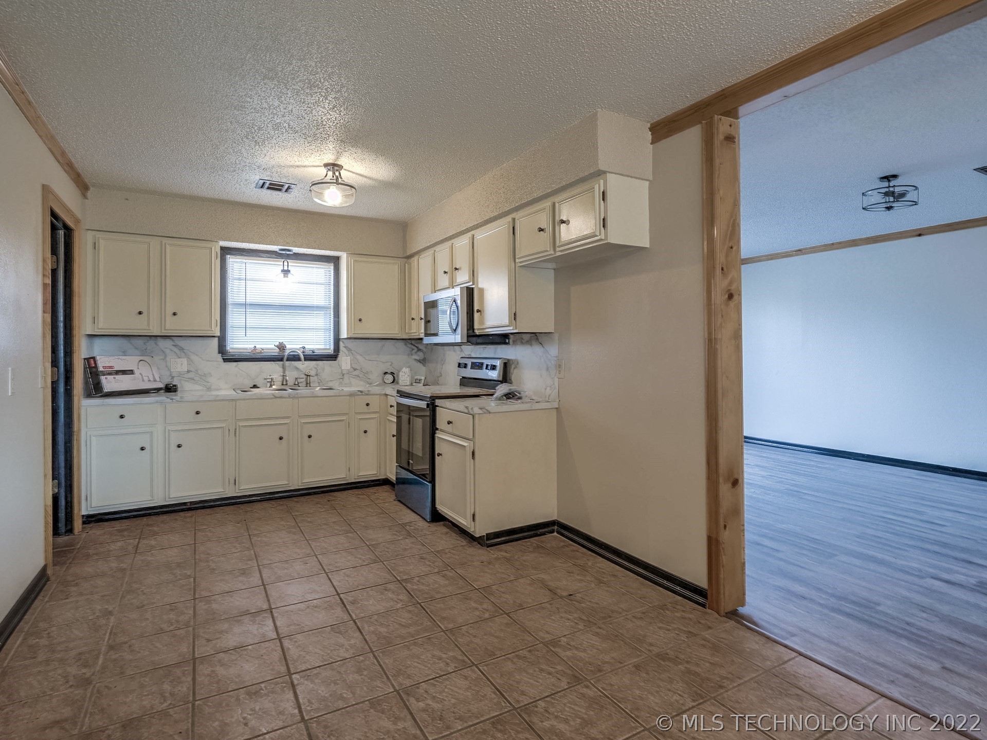 Photo 9 of 30 of 125 Chukker Drive house