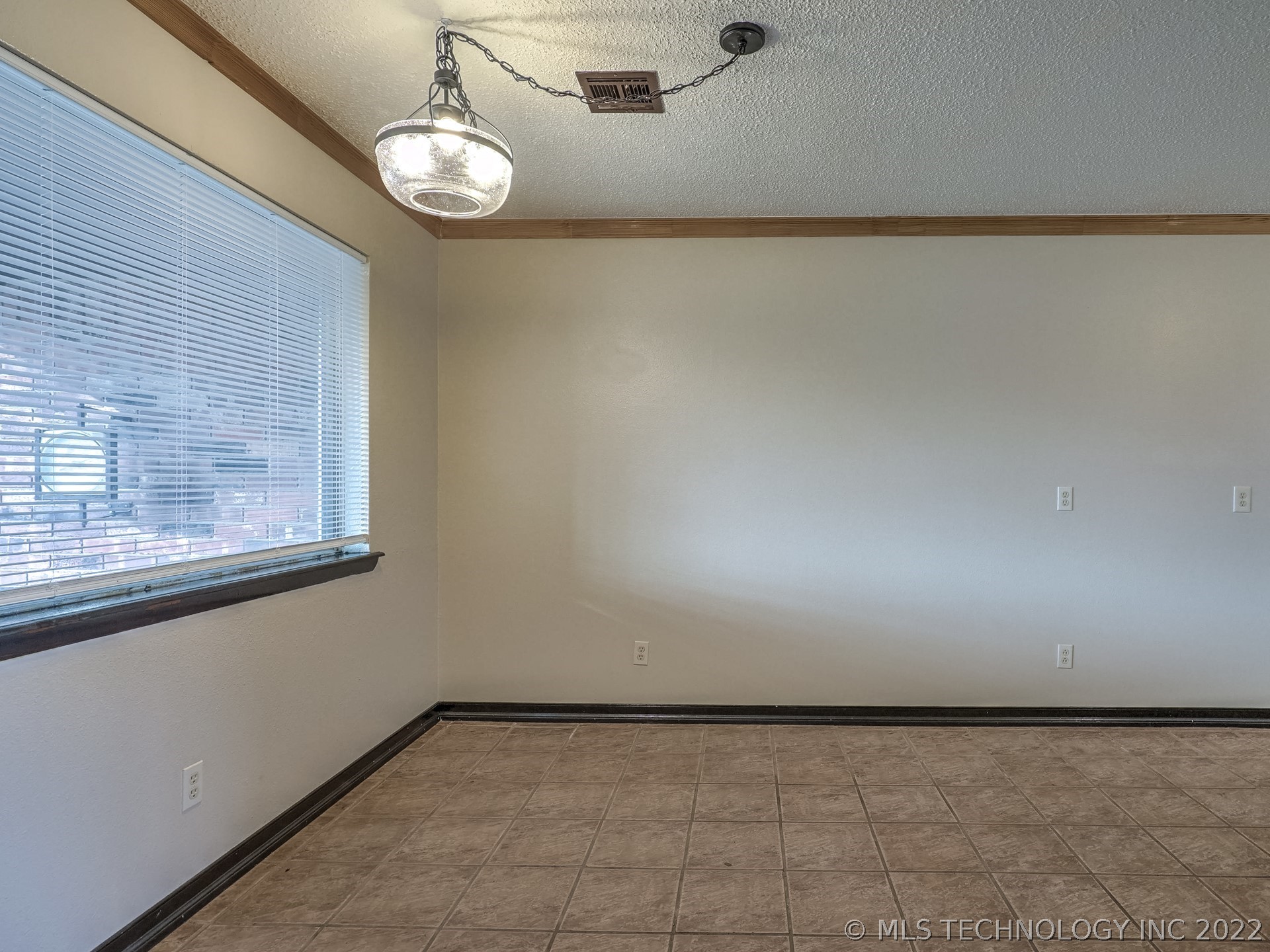 Photo 7 of 30 of 125 Chukker Drive house