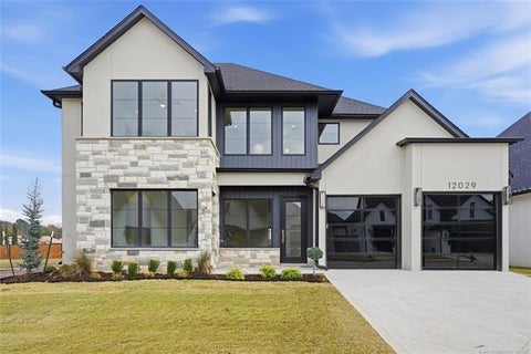 Photo of 12029 S Vandalia Avenue, Tulsa, OK 74137 (MLS # 2635475)