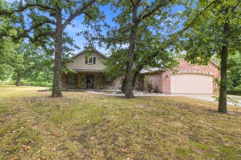Photo of 11912 Hickory Lane, Claremore, OK 74017 (MLS # 2630398)