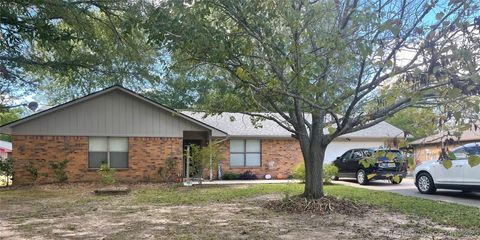 513 Meadowlark Lane Durant OK 74701