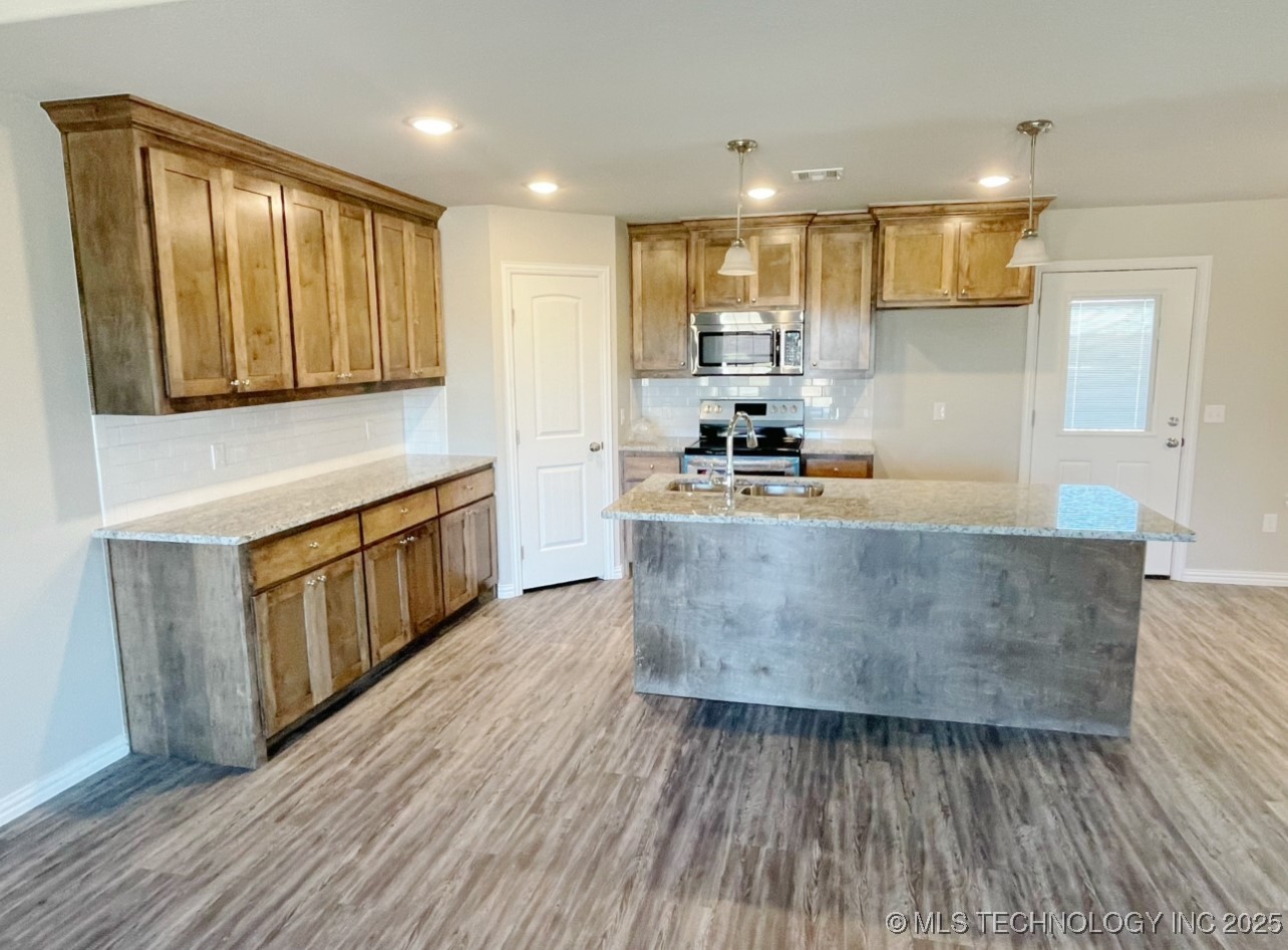 280 Lake Meadow Loop
