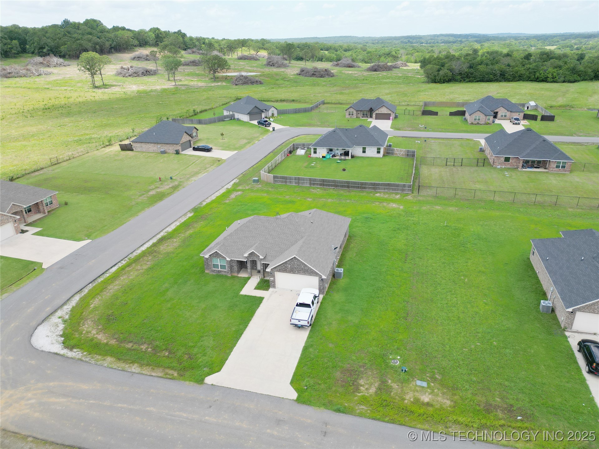 280 Lake Meadow Loop