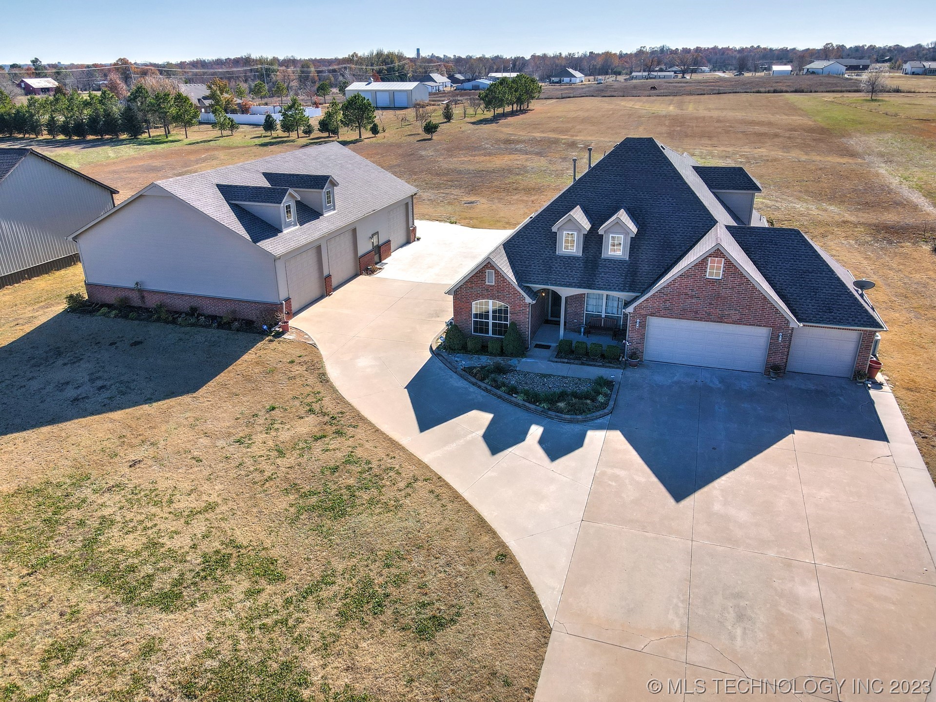 Photo 1 of 49 of 25516 E 109th Street S house