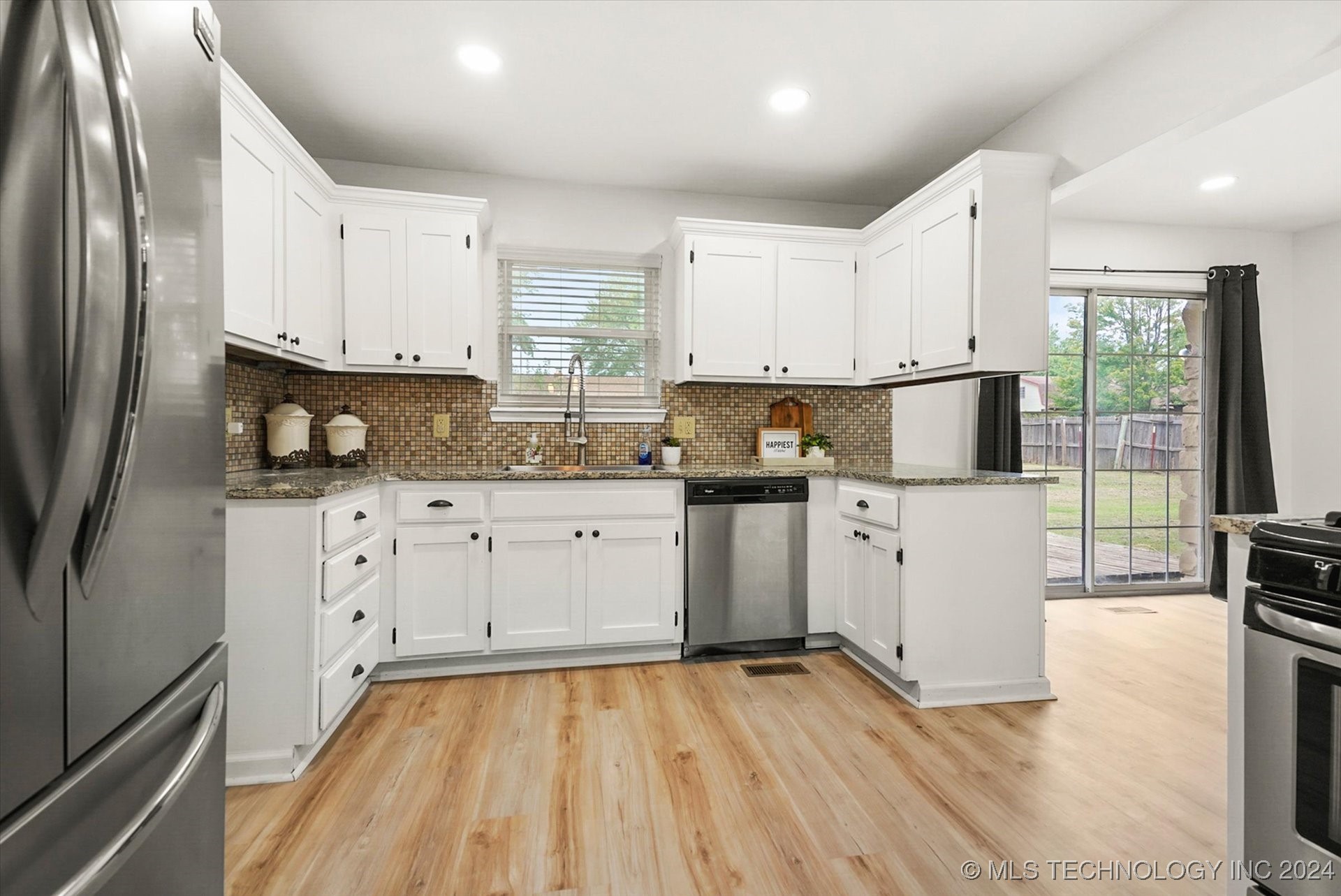Photo 11 of 25 of 500 S 25th Street house