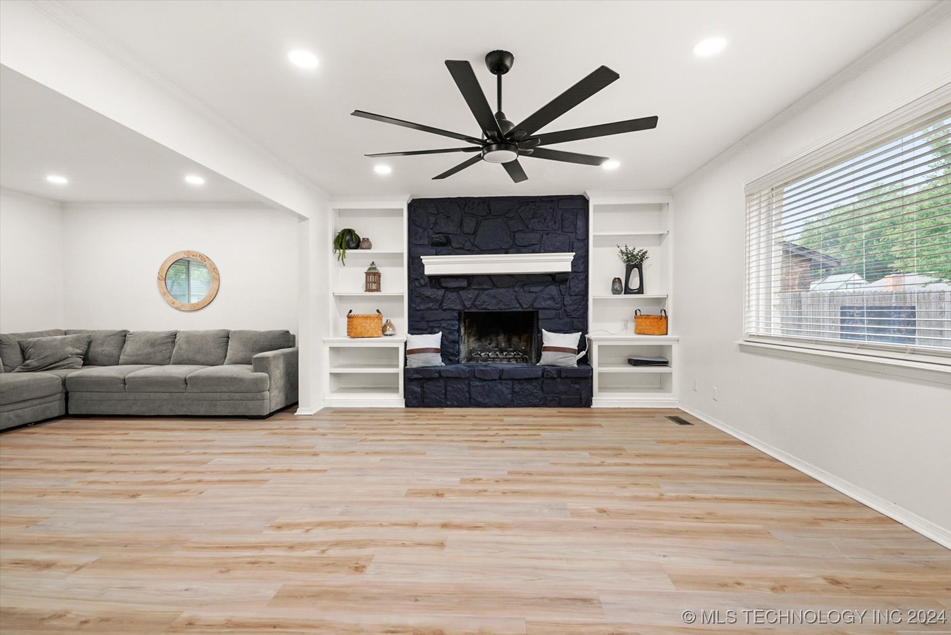 Photo 6 of 25 of 500 S 25th Street house