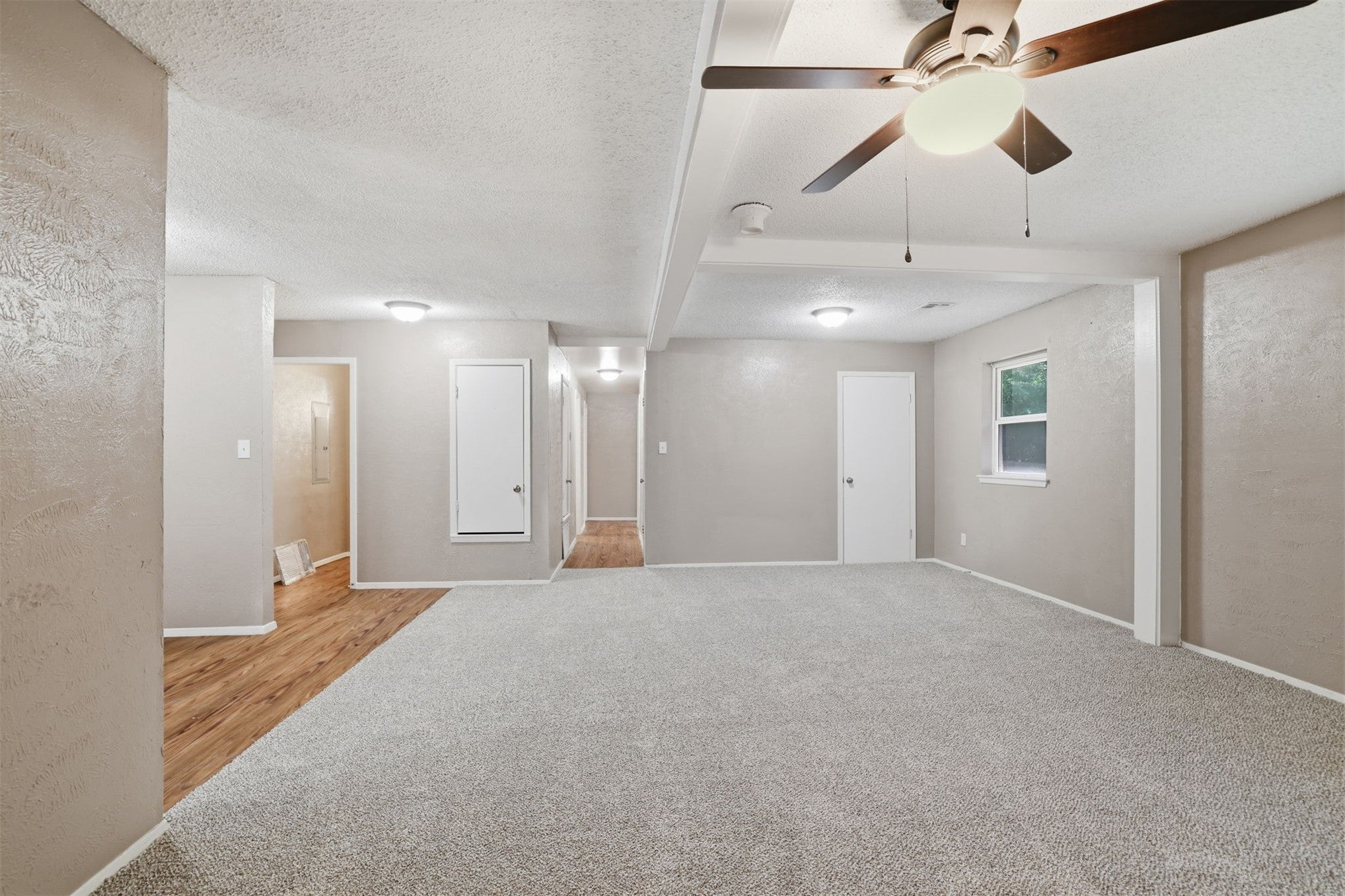 3024 Sulphur Springs