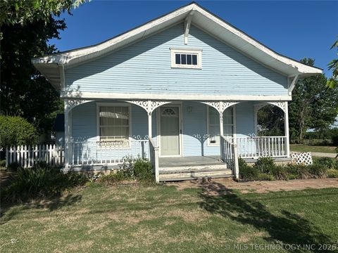 Photo of 507 S 6th Street, Morris, OK 74445 (MLS # 2616866)