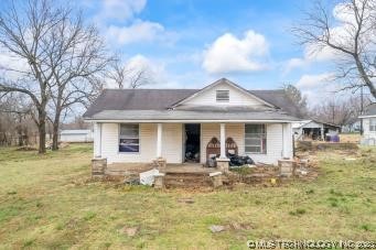 Photo 1 of 17 of 200 E 3rd Street house