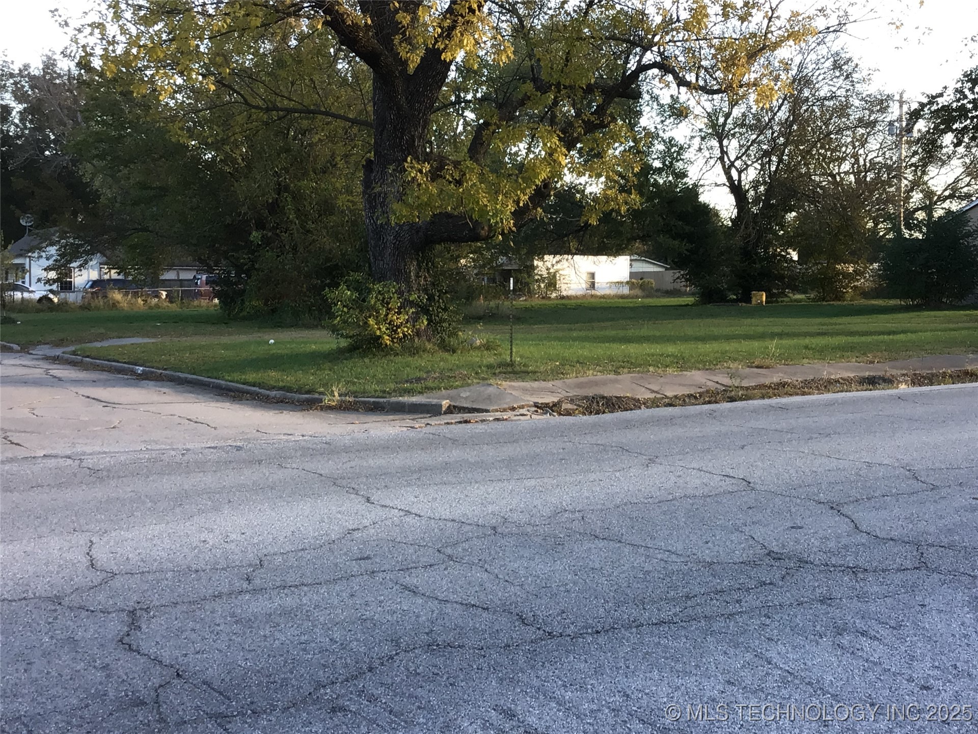 Photo 1 of 3 — N Orphan Street, Pryor, OK 74361
