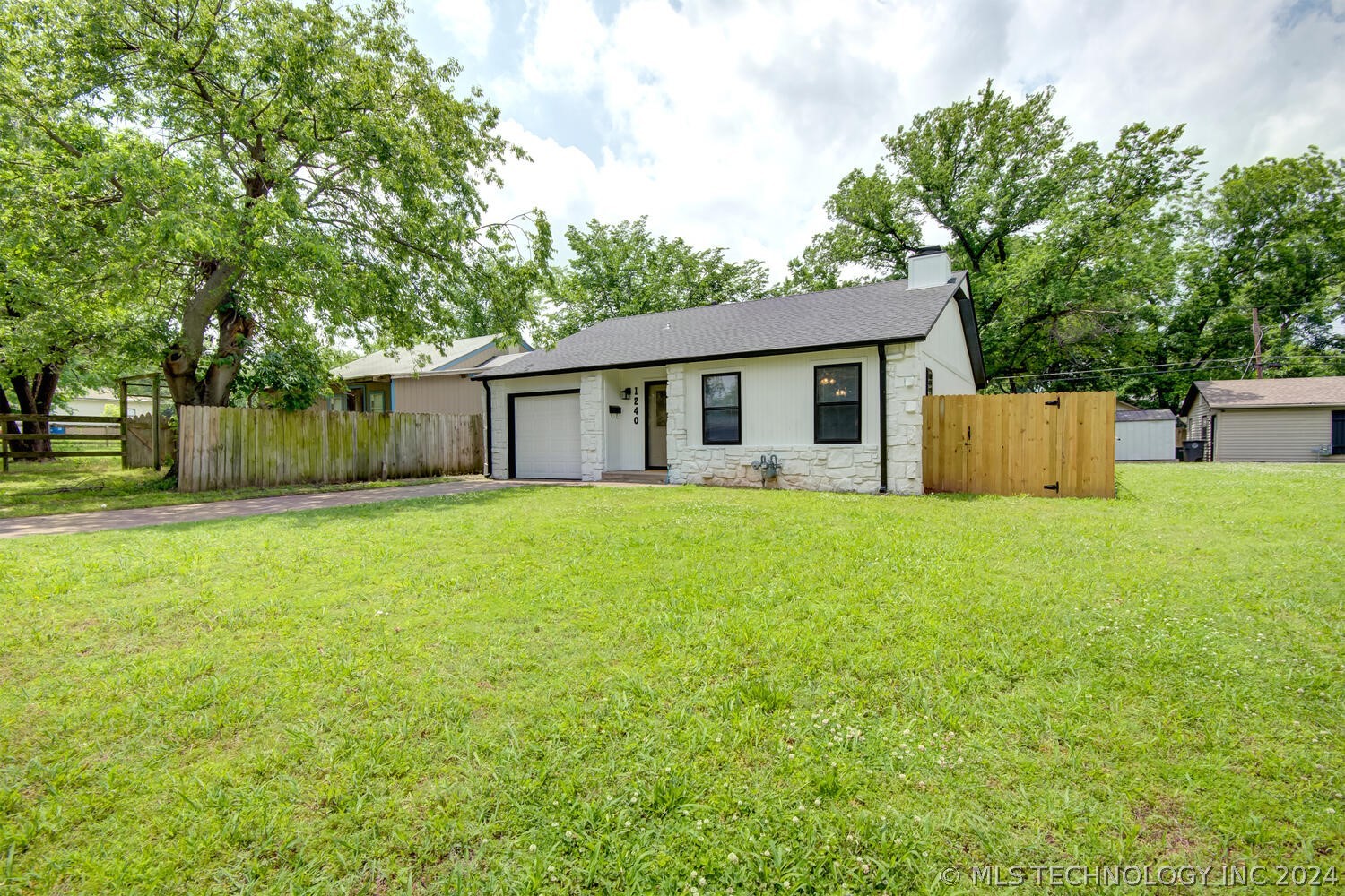 View Tulsa, OK 74112 house