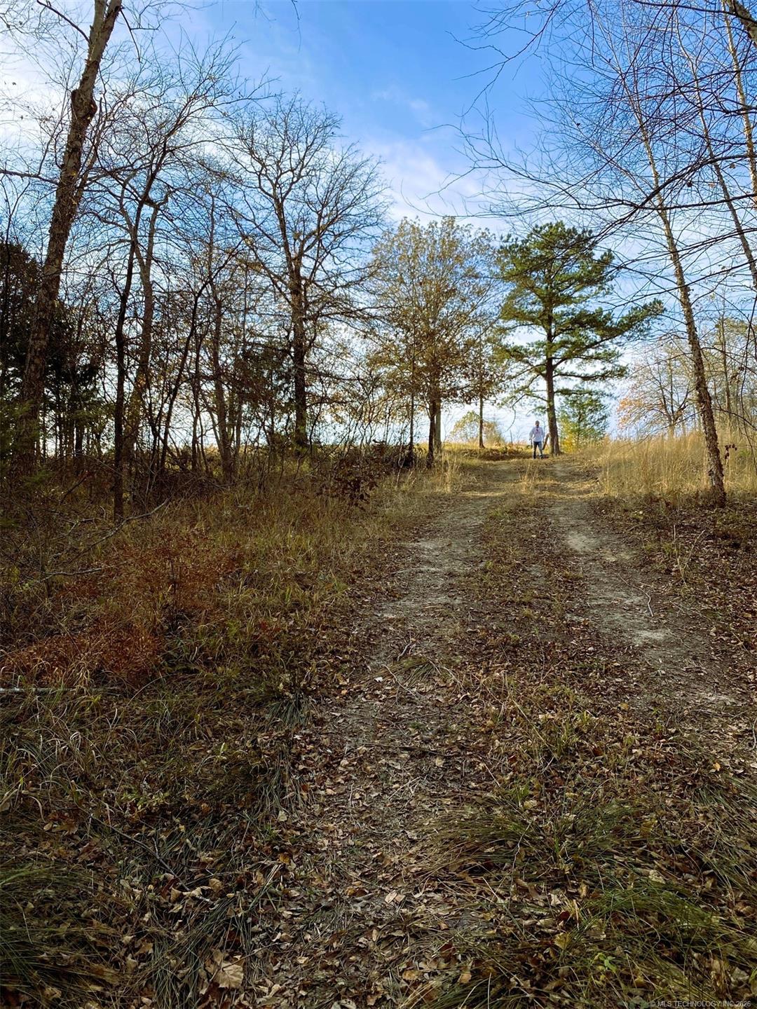 S Skylark Road