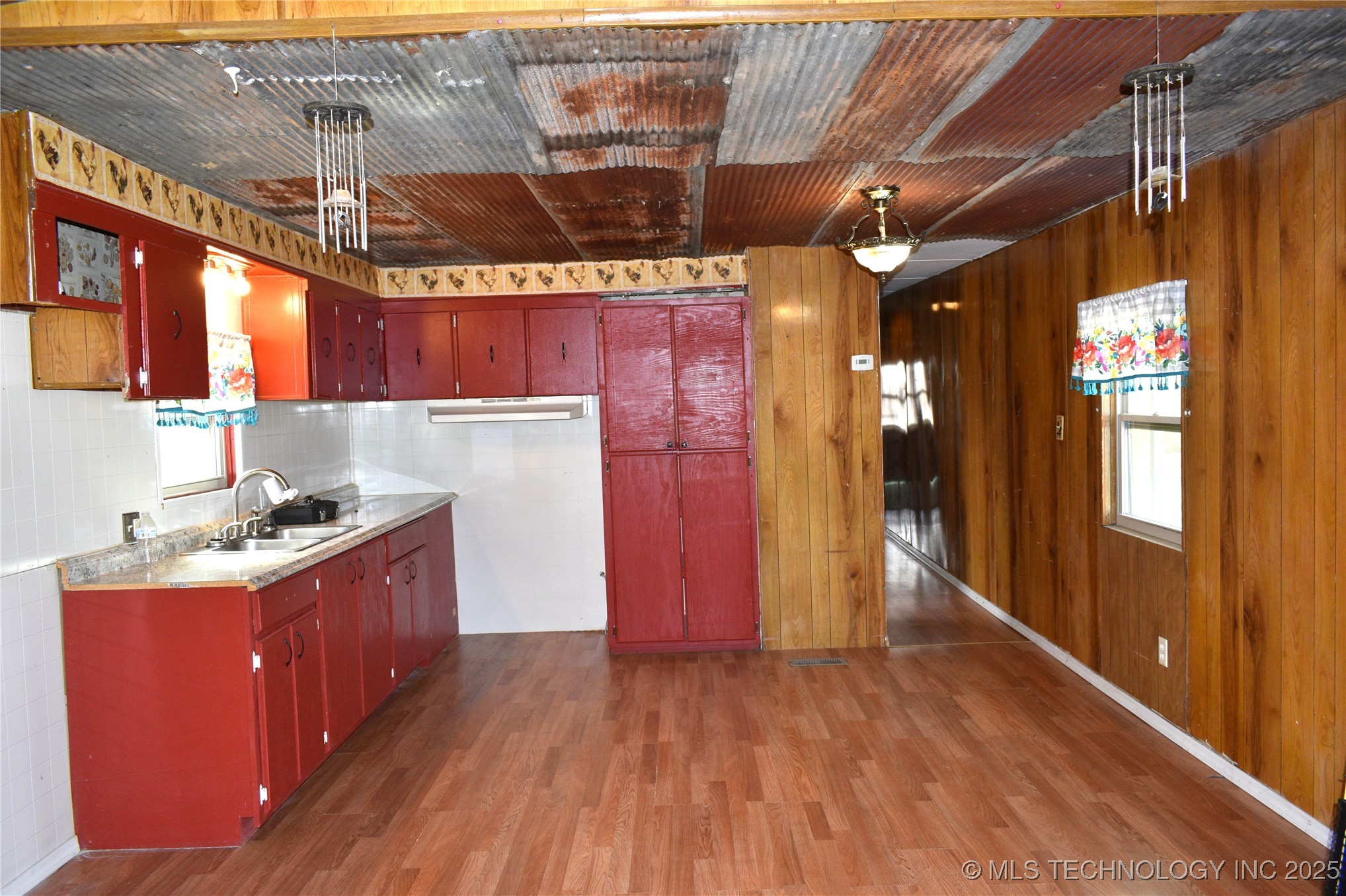 2029 E 2110 Road