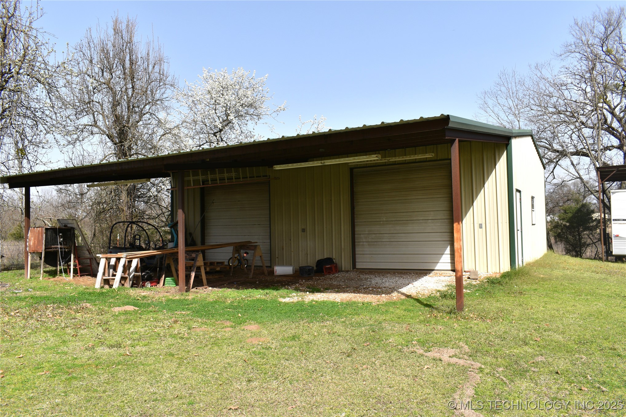 2029 E 2110 Road