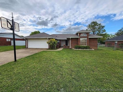 2708 Forrest Circle Durant OK 74701