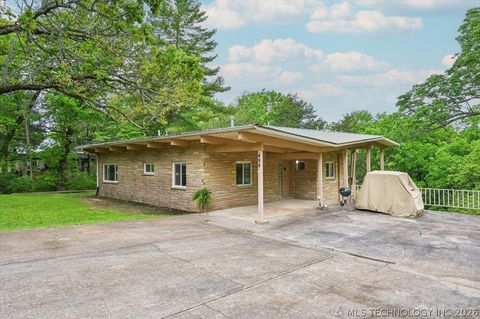 Photo of 494 Cedar Boulevard, Locust Grove, OK 74352 (MLS # 2615558)