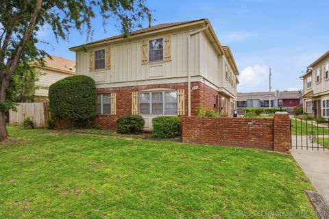Photo of 6152 S Madison Place #C, Tulsa, OK 74136 (MLS # 2616080)
