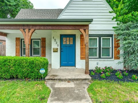 Photo of 1520 S Gary Avenue, Tulsa, OK 74104 (MLS # 2618582)