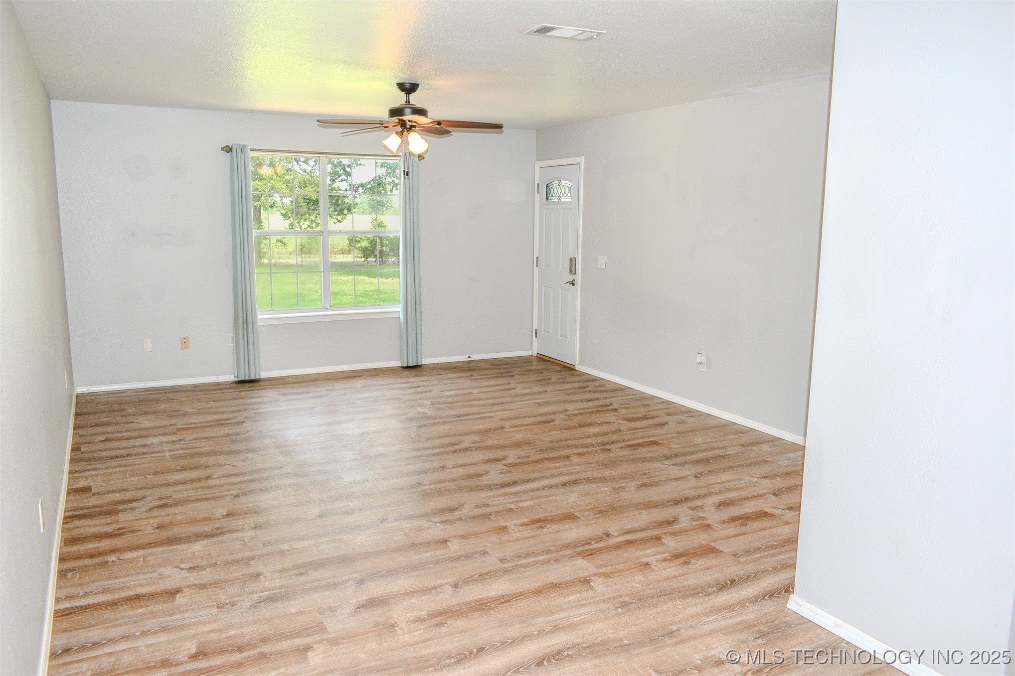 3180 E 2090 Road