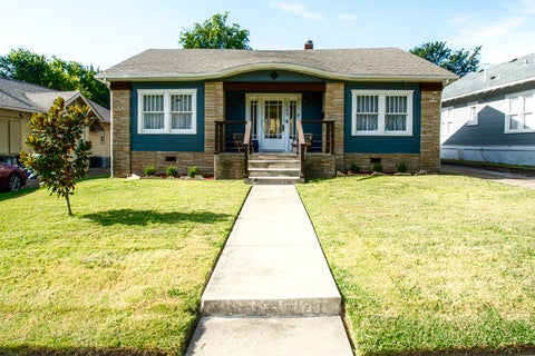 Photo of 2040 E 13th Street, Tulsa, OK 74104 (MLS # 2630352)
