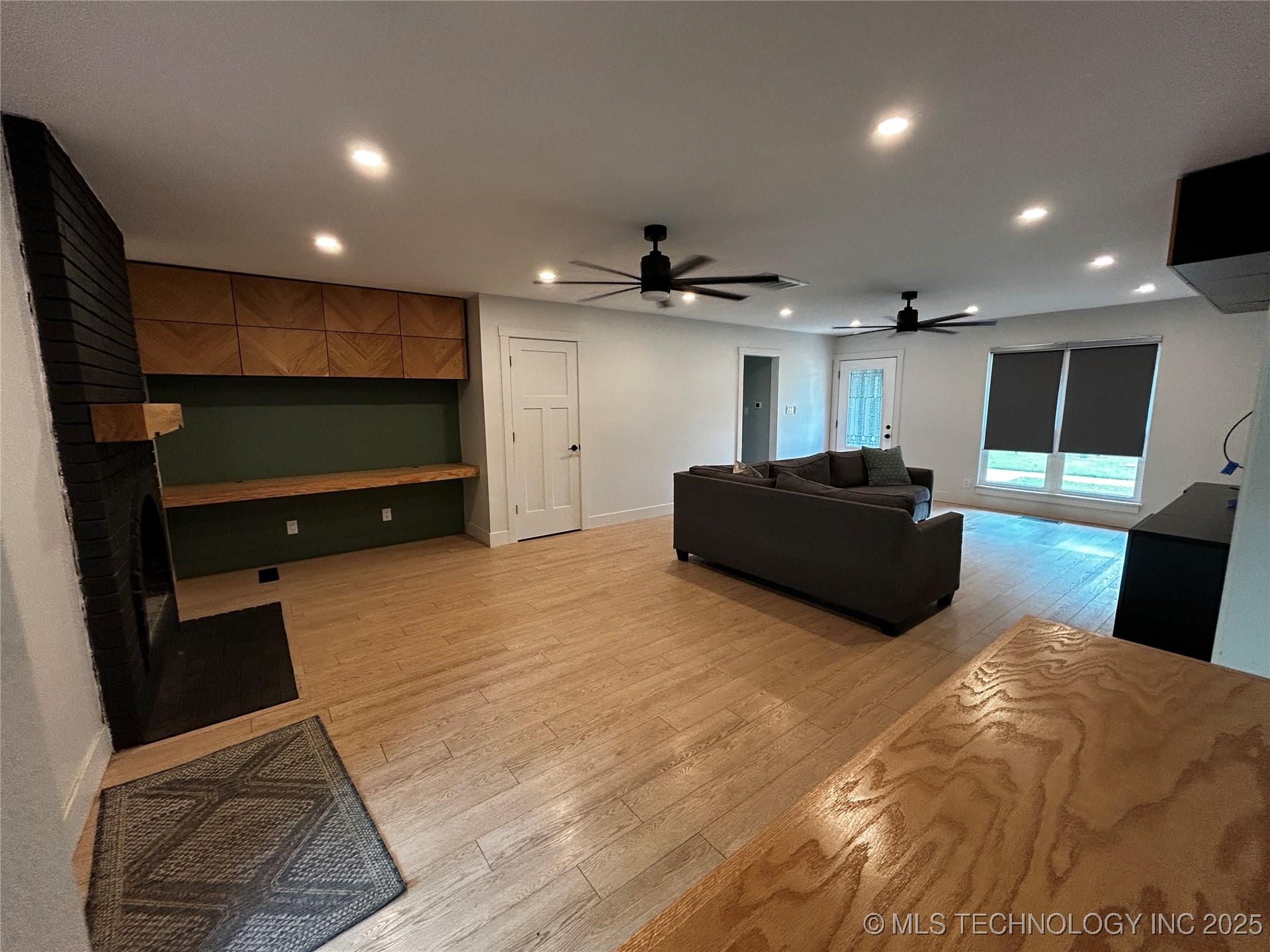 12811 S 124th EastAvenue