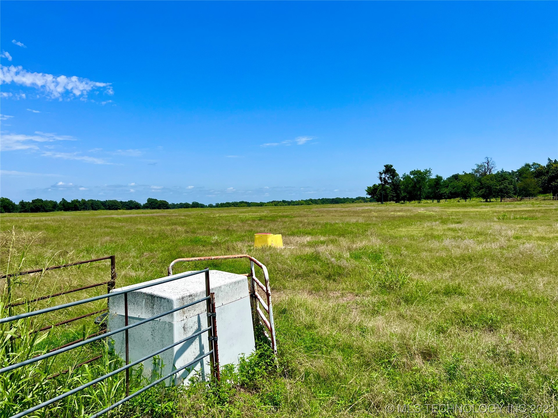 Photo 7 of 21 of 6237 Kings Road land