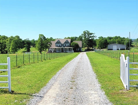 Photo of 450778 E 1000 Road, Gore, OK 74435 (MLS # 2632149)