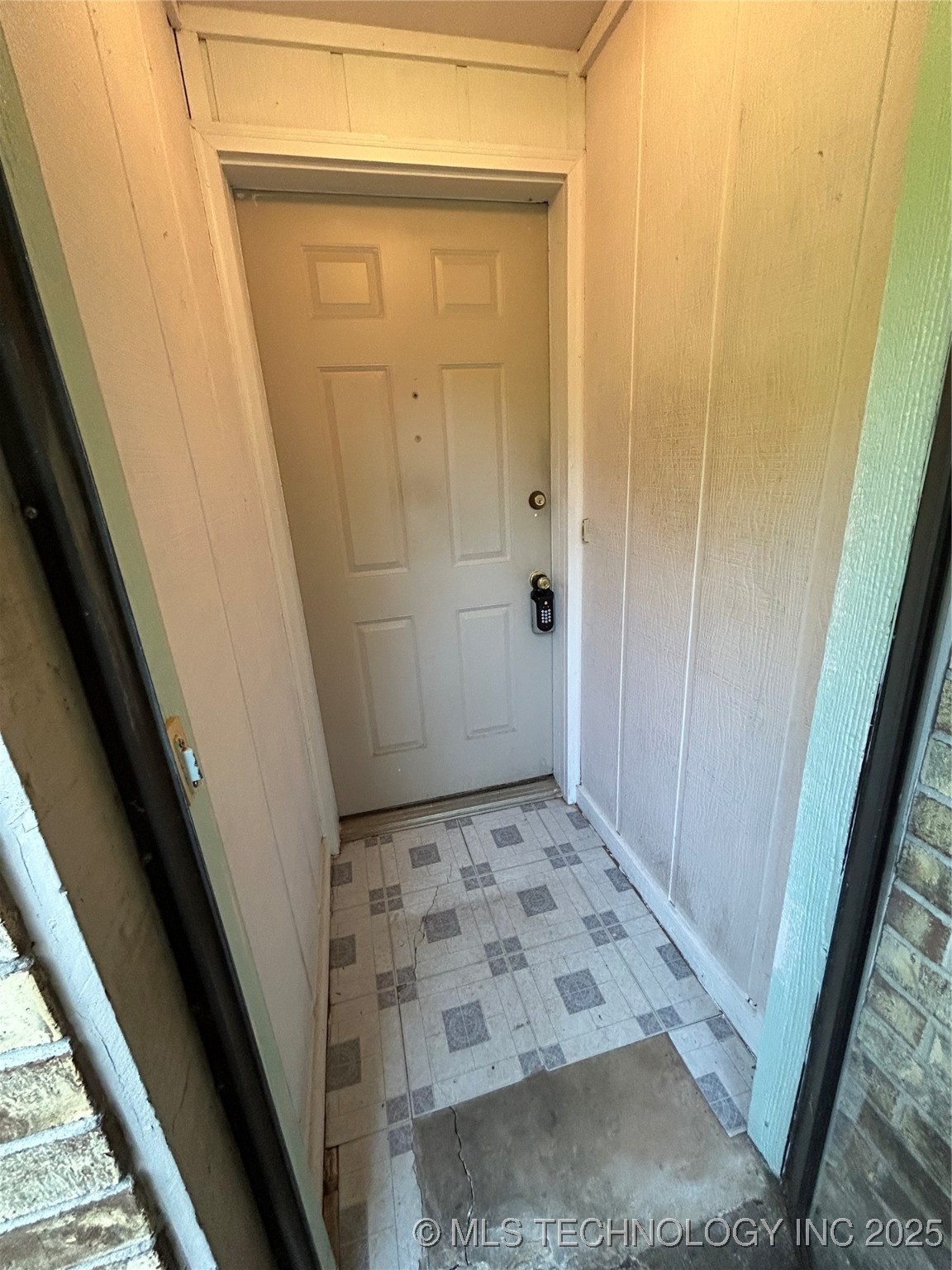 3609 Dawna