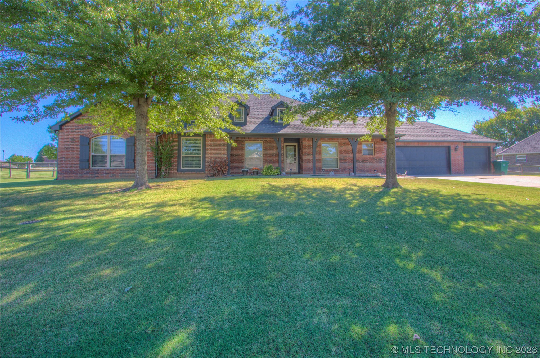 Photo 1 of 32 of 10279 S 258th EastAvenue house