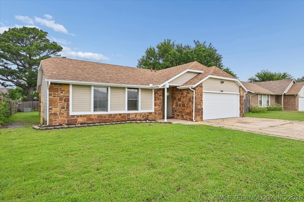 Photo 1 of 40 — 1708 N Aster Avenue, Broken Arrow, OK 74012