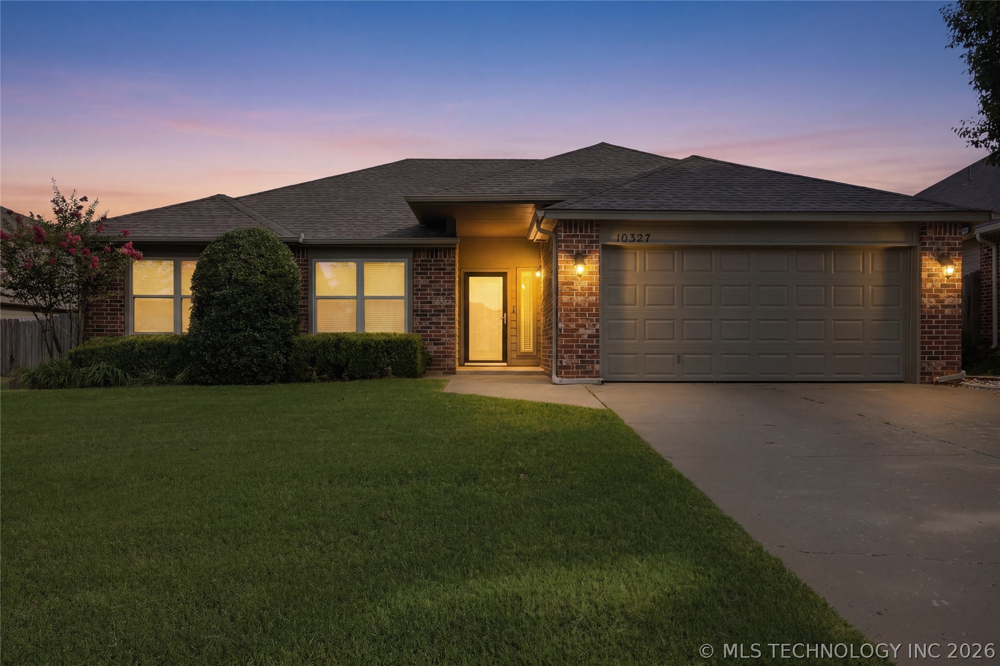 Photo 1 of 30 — 10327 E 113th Street S, Bixby, OK 74008