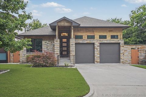 Photo of 1014 E 38th Place, Tulsa, OK 74105 (MLS # 2622673)