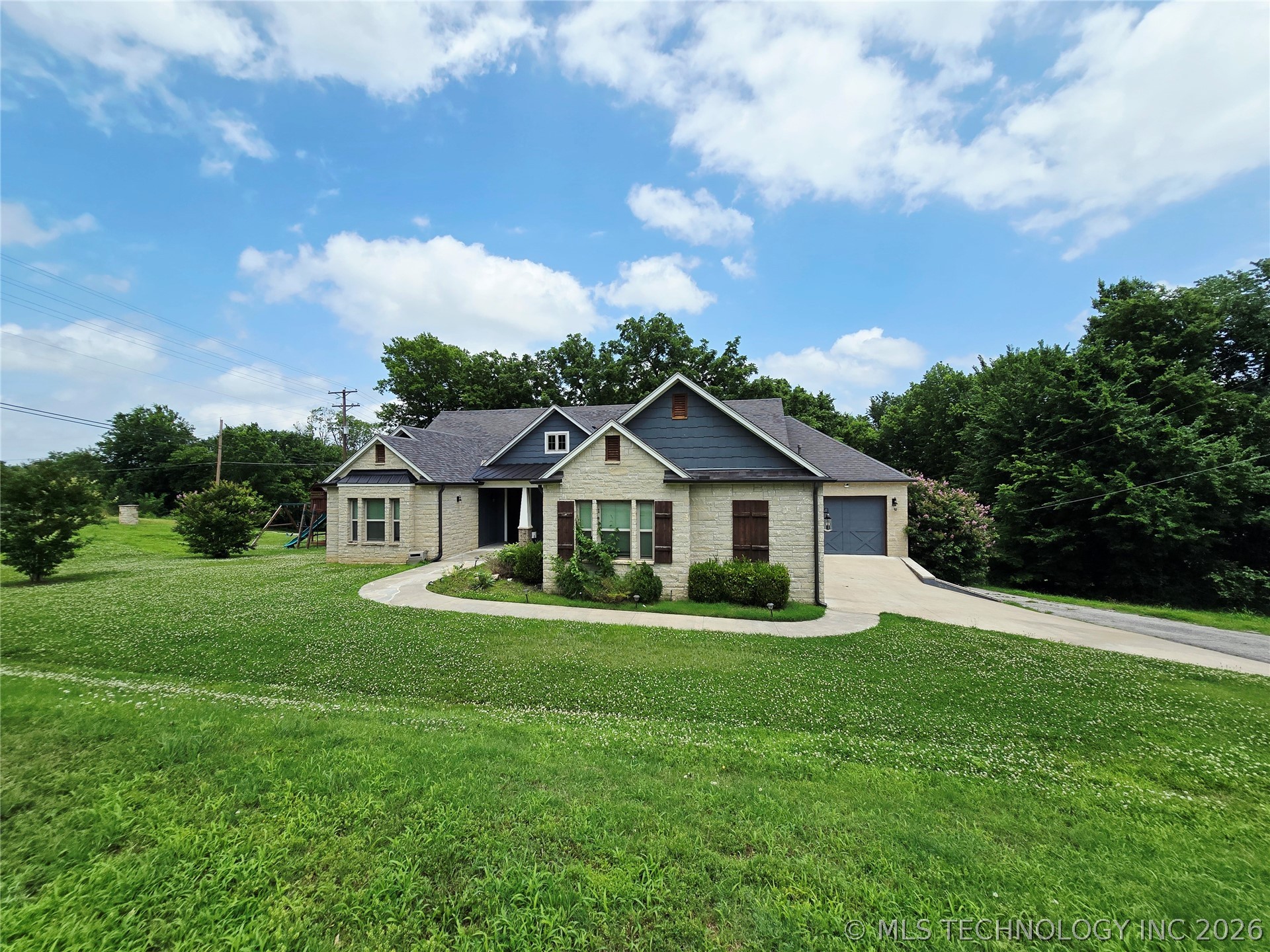 Photo 1 of 31 — 1715 W Blue Starr Drive, Claremore, OK 74017