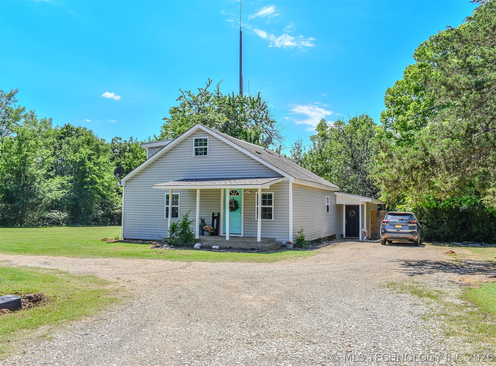 1114 N 4230 Road