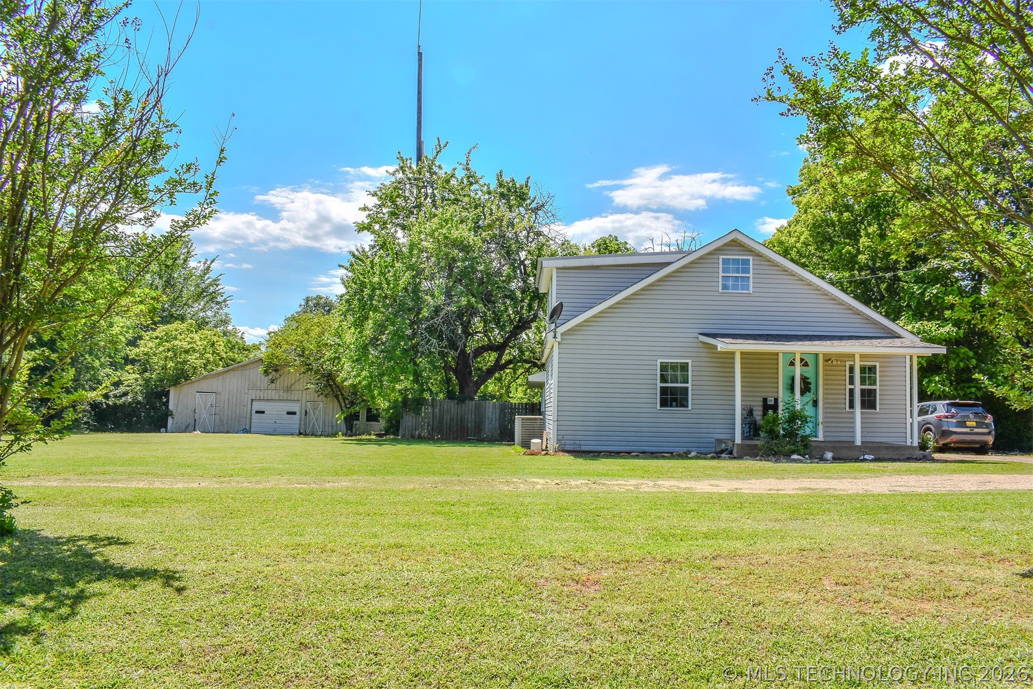 1114 N 4230 Road