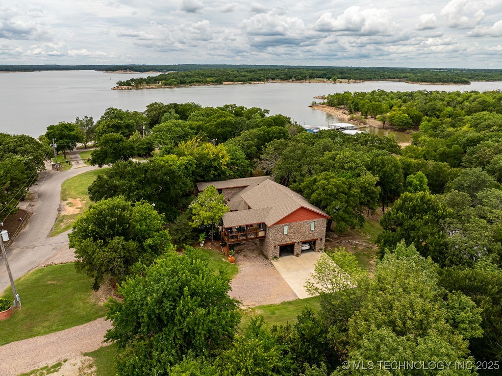 9094 Waters Edge
