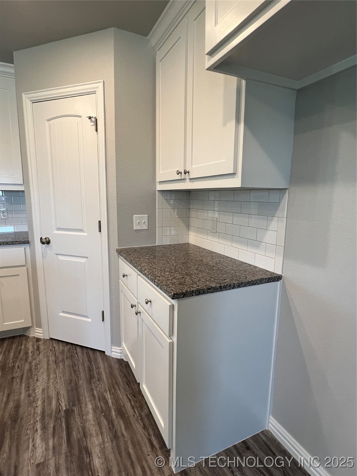 515 Honeysuckle Lane