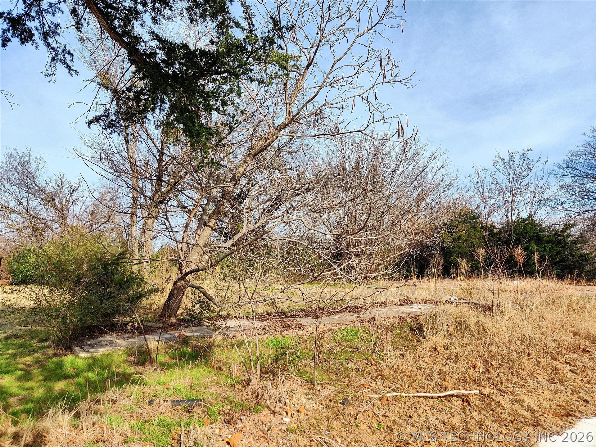 Photo 1 of 18 — E Dewey Avenue, Sapulpa, OK 74066