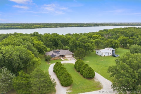 Photo of 333 Country Estate Dr, Springer, OK 73458 (MLS # 2623746)