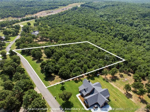 Photo of 958 Road, Vian, OK 74962 (MLS # 2624576)