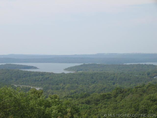 23 E Hillside Road