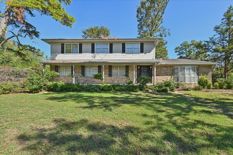 Photo of 274 Crestwood Drive, Tahlequah, OK 74464 (MLS # 2635389)