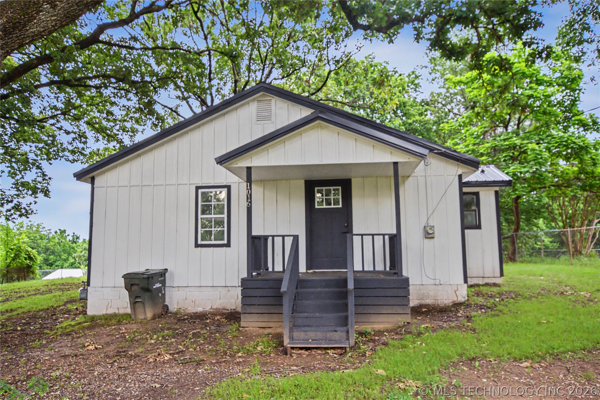 Photo 1 of 13 — 1016 Nathan Boone Road, Fort Gibson, OK 74434