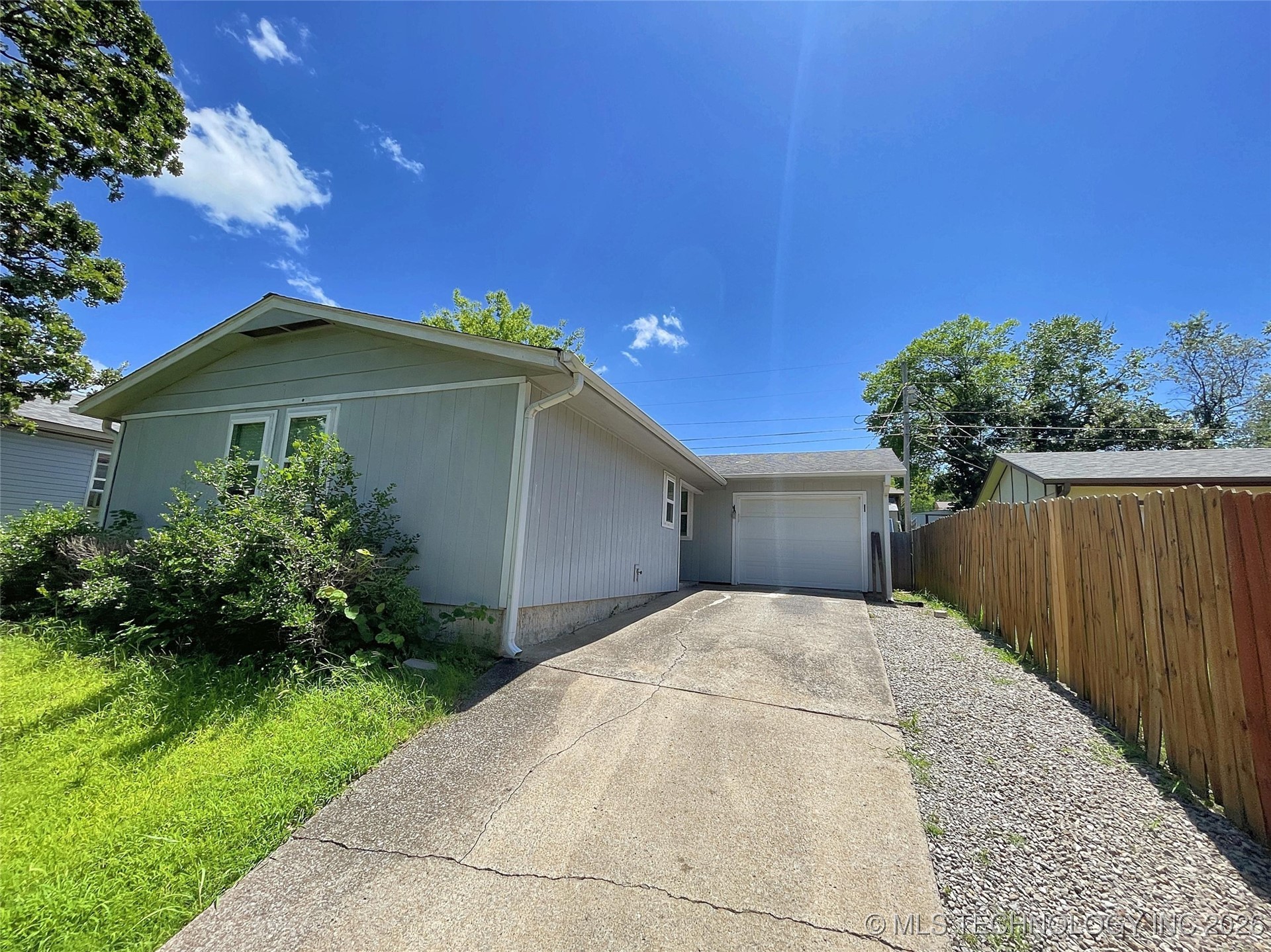 Photo 1 of 16 — 511 W Allen Road, Tahlequah, OK 74464