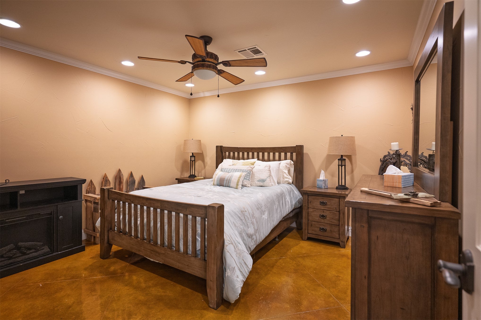 A rare opportunity to own one of Southeastern Oklahomas premier workin – image 82