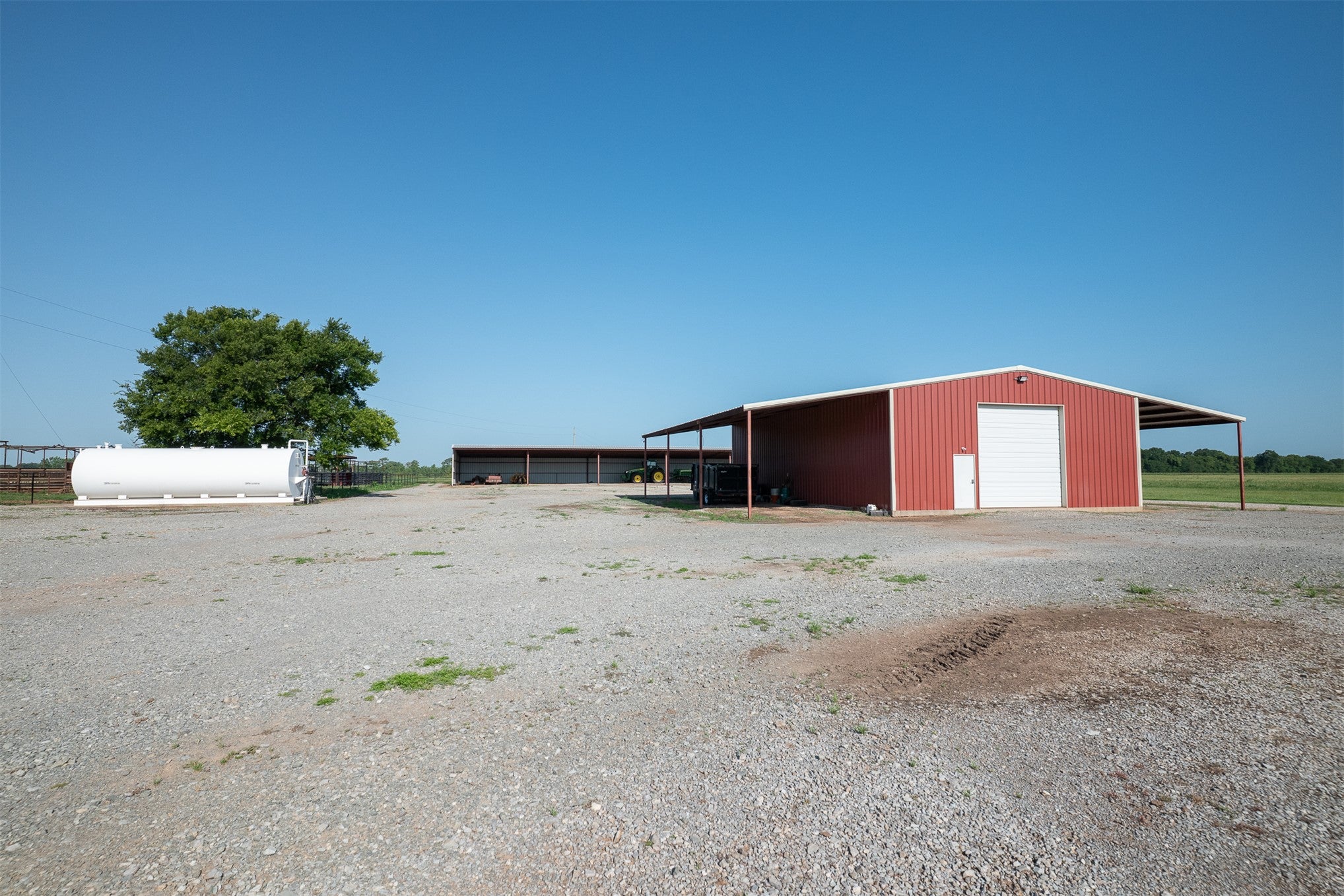 A rare opportunity to own one of Southeastern Oklahomas premier workin – image 97