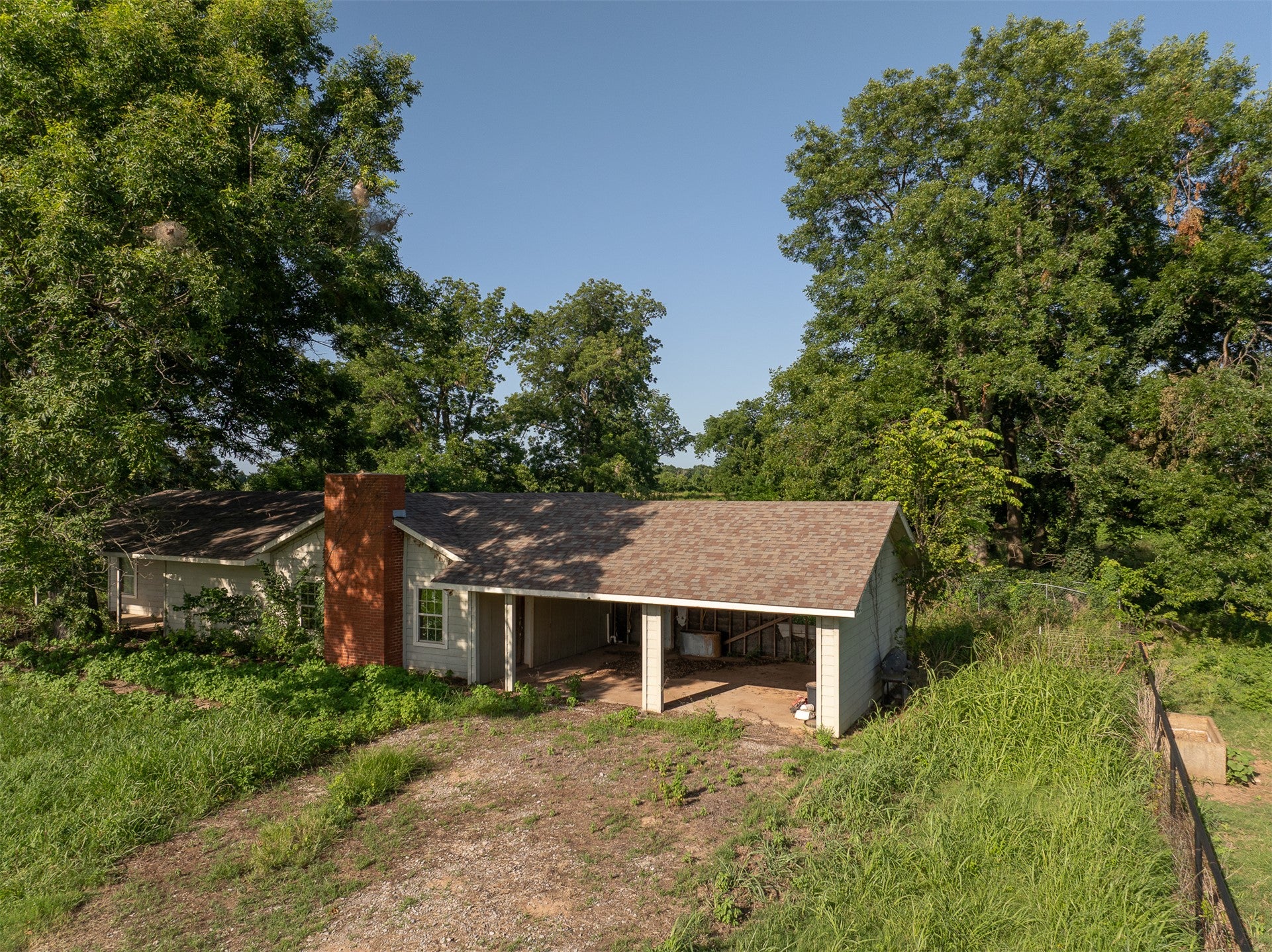 A rare opportunity to own one of Southeastern Oklahomas premier workin – image 36