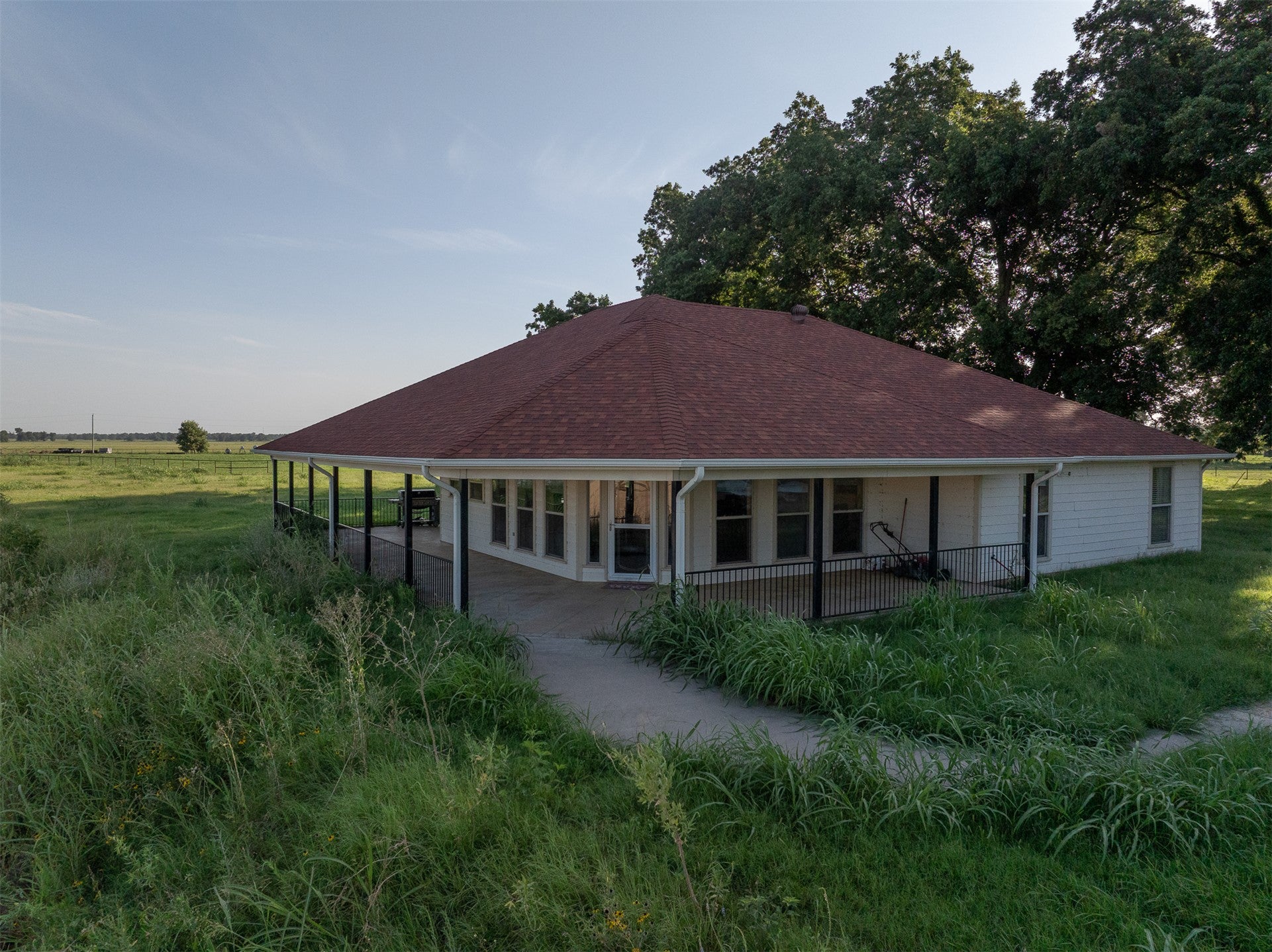 A rare opportunity to own one of Southeastern Oklahomas premier workin – image 25