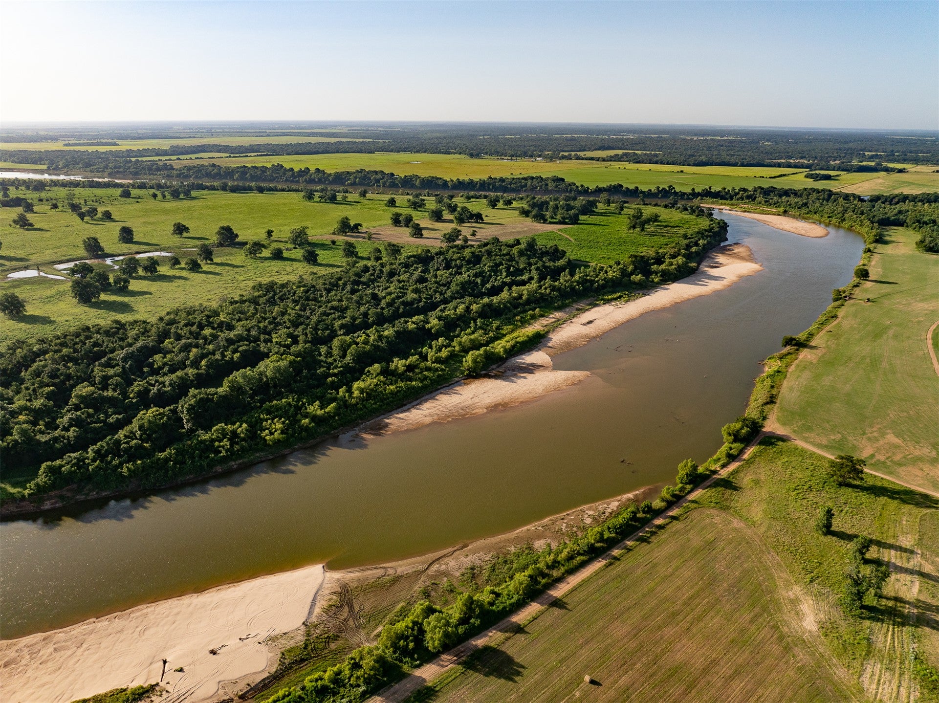 A rare opportunity to own one of Southeastern Oklahomas premier workin – image 3