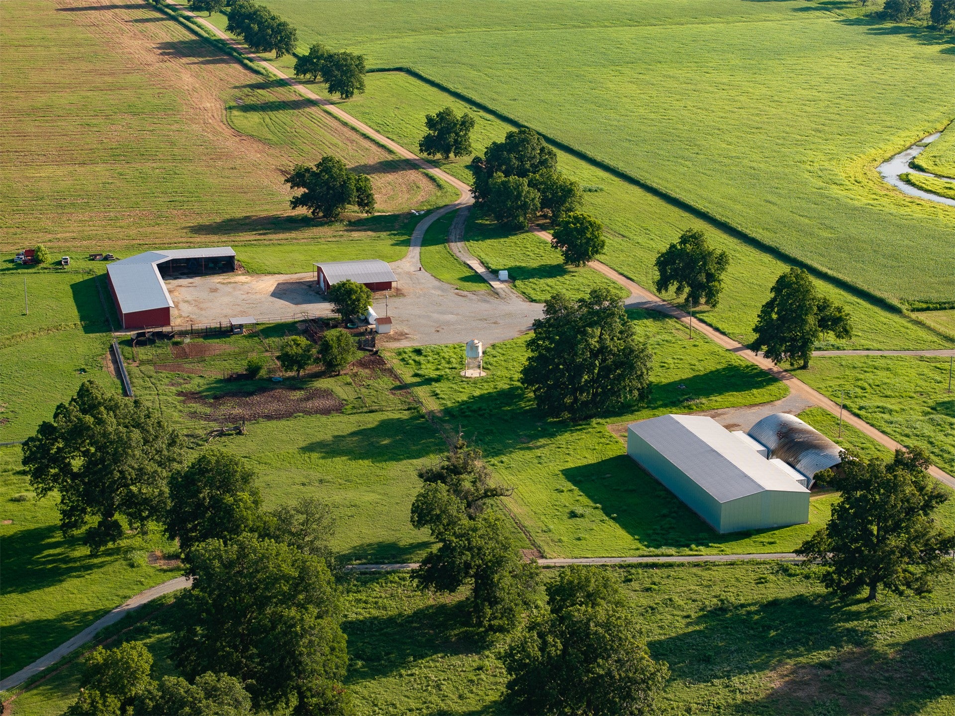 A rare opportunity to own one of Southeastern Oklahomas premier workin – image 11